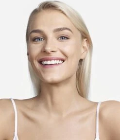 Clinique Almost Powder SPF 15 - Fair - Make-uppoeder -Mode Cosmetica Winkel 1029x1200 4