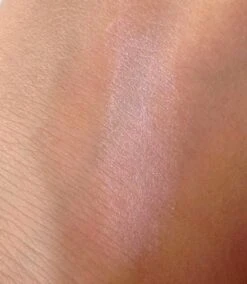 Makeup Revolution - The One Blush Stick - Dream -Mode Cosmetica Winkel 1042x1200 1