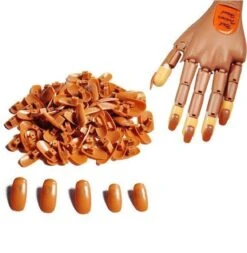 Merkloos Nailtrainer - Nail Practice Hand - Oefenhand Nagelstyliste (incl. 100 Oefen Nagels!) -Mode Cosmetica Winkel 1173x1200