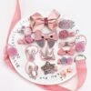 18 Haarspelden - Haarelastiekjes - Haaraccessoires - Haarclips - Voor Baby's En Meisjes - Geschenkset - In Cadeau Verpakking - Cadeau Meisje - Oud Roze - 18 Stuks