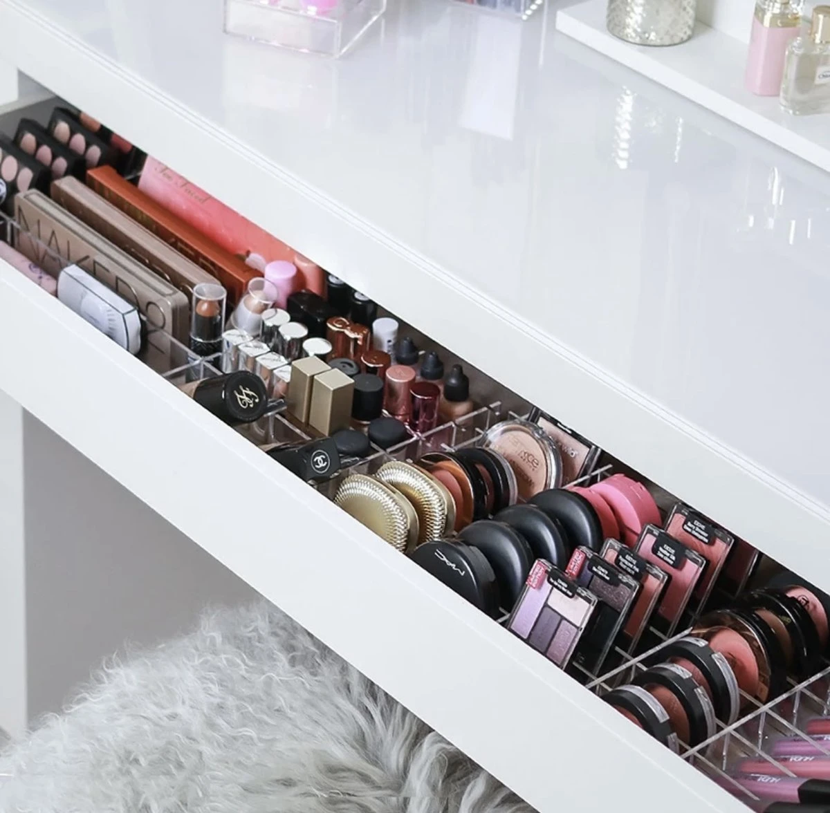 Jumanah® Collections "Sorted" MALM - Toilettafel -Volledige Lade - Make Up Organizer - Ladeverdeler - Lade Organizer - Transparant - Acryl - Kunststof 1 Jumanah® Collections "Sorted" MALM - Toilettafel -Volledige Lade - Make Up Organizer - Ladeverdeler - Lade Organizer - Transparant - Acryl - Kunststof