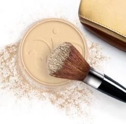 Rimmel London Stay Matte Pressed Powder - 005 Silky Beige -Mode Cosmetica Winkel 1200x1178 1