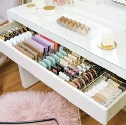 Jumanah® Collections "Sorted" MALM - Toilettafel -Volledige Lade - Make Up Organizer - Ladeverdeler - Lade Organizer - Transparant - Acryl - Kunststof 10 Jumanah® Collections "Sorted" MALM - Toilettafel -Volledige Lade - Make Up Organizer - Ladeverdeler - Lade Organizer - Transparant - Acryl - Kunststof -Mode Cosmetica Winkel 1200x1188 11