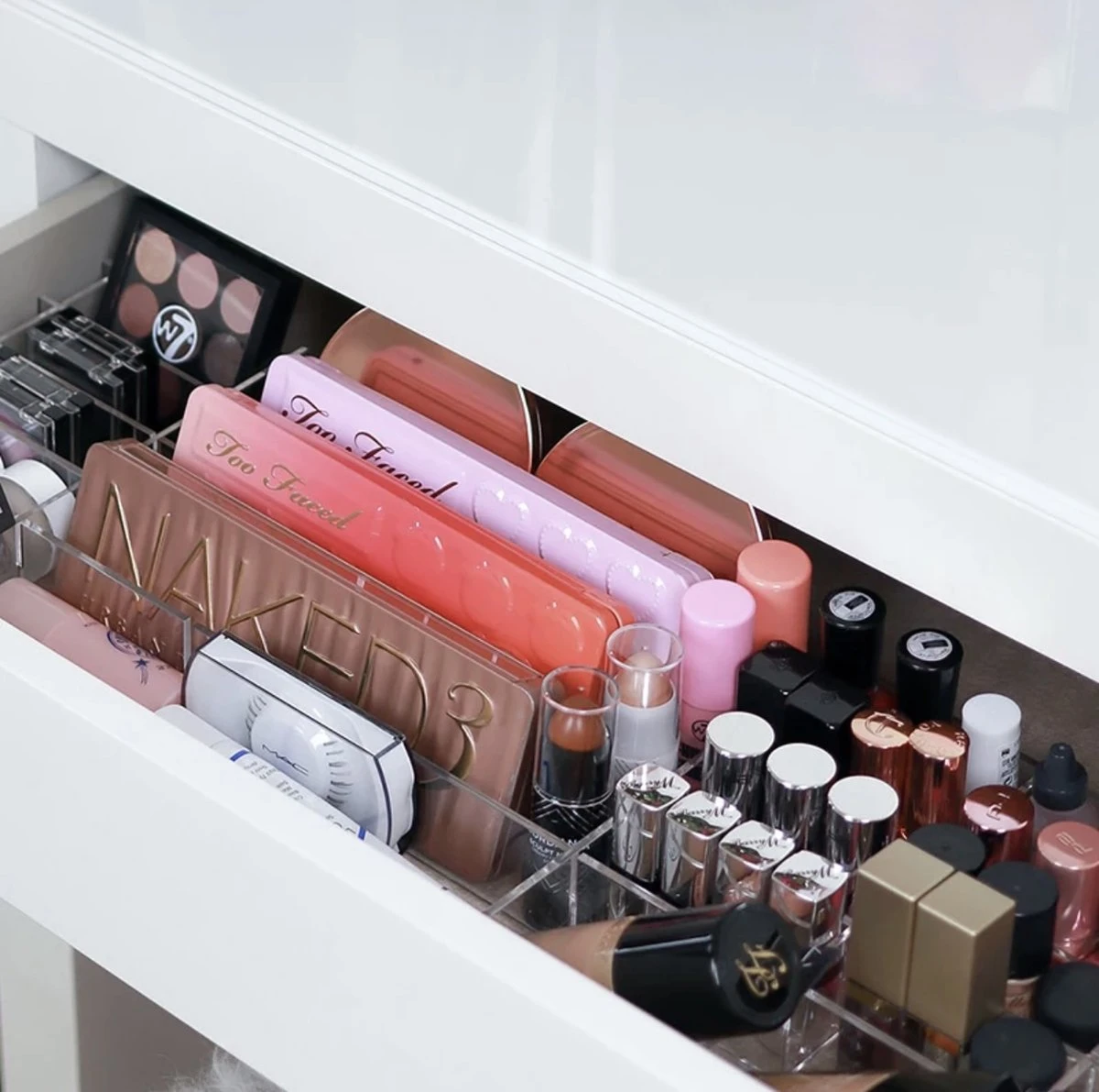 Jumanah® Collections "Sorted" MALM - Toilettafel -Volledige Lade - Make Up Organizer - Ladeverdeler - Lade Organizer - Transparant - Acryl - Kunststof 3 Jumanah® Collections "Sorted" MALM - Toilettafel -Volledige Lade - Make Up Organizer - Ladeverdeler - Lade Organizer - Transparant - Acryl - Kunststof - Afbeelding 3