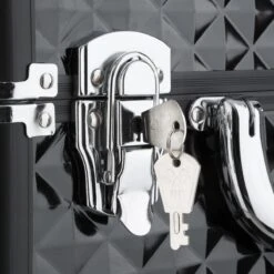 Dreamble Make-up Koffer - Make-up Trolley - Zwart - Rijdbaar - Met Wieltjes - Compact - 8 Vakken - Met Slot - 2 Sleutels -Mode Cosmetica Winkel 1200x1200 1419