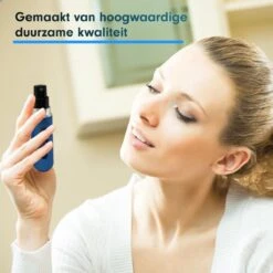 MaxedMore Navulbare Parfumverstuiver 5ml Blauw - 65 Keer Spraybare Parfum Verstuiver - Hervulbaar Tasverstuiver Voor Parfum - Meeneem Mini Geur Flesje Voor Op Reis - Lipstick Formaat Navulbaar Parfumflesje -Mode Cosmetica Winkel 1200x1200 1568