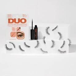 DUO - Brush-On Lash Adhesive Wimperlijm - Dark 9 DUO - Brush-On Lash Adhesive Wimperlijm - Dark -Mode Cosmetica Winkel 1200x1200 730