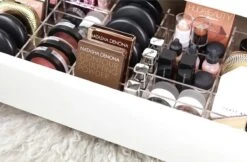 Jumanah® Collections "Sorted" MALM - Toilettafel -Volledige Lade - Make Up Organizer - Ladeverdeler - Lade Organizer - Transparant - Acryl - Kunststof 12 Jumanah® Collections "Sorted" MALM - Toilettafel -Volledige Lade - Make Up Organizer - Ladeverdeler - Lade Organizer - Transparant - Acryl - Kunststof -Mode Cosmetica Winkel 1200x785 1