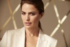 Max Factor Miracle Second Skin Foundation - 07 Neutral Medium -Mode Cosmetica Winkel 1200x800 5