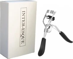 INTER-ESQUE® Wimperkruller Met Kam - Eyelash Curler + 5x Gratis Extra Siliconen Pad - Zwart/Zilver -Mode Cosmetica Winkel 1200x978 5