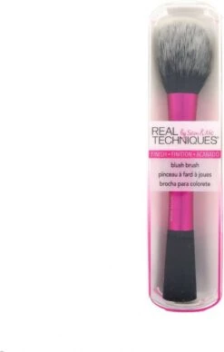 Real Techniques Blush Brush - Blush Kwast -Mode Cosmetica Winkel 763x1200 2