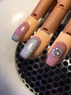 Merkloos Nailtrainer - Nail Practice Hand - Oefenhand Nagelstyliste (incl. 100 Oefen Nagels!) -Mode Cosmetica Winkel 900x1200 9