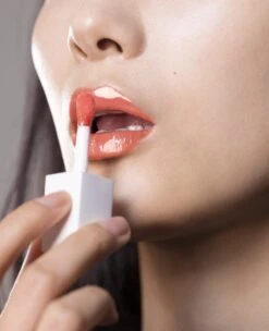 L’Oréal Paris Spa Lip Olie - 01 Jelly Peach -Mode Cosmetica Winkel 975x1200 1